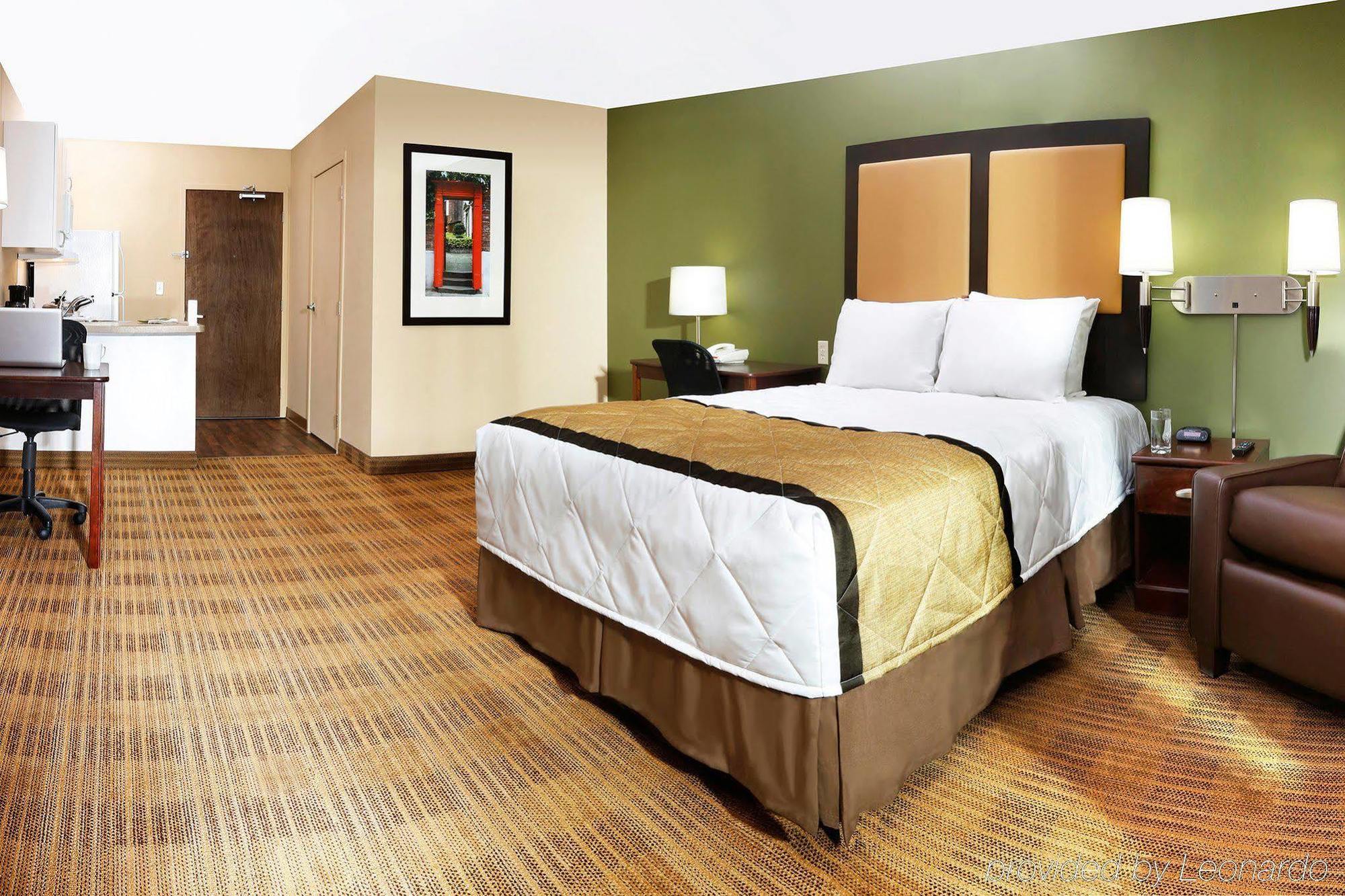 Extended Stay America Suites - Indianapolis - Airport Exterior photo